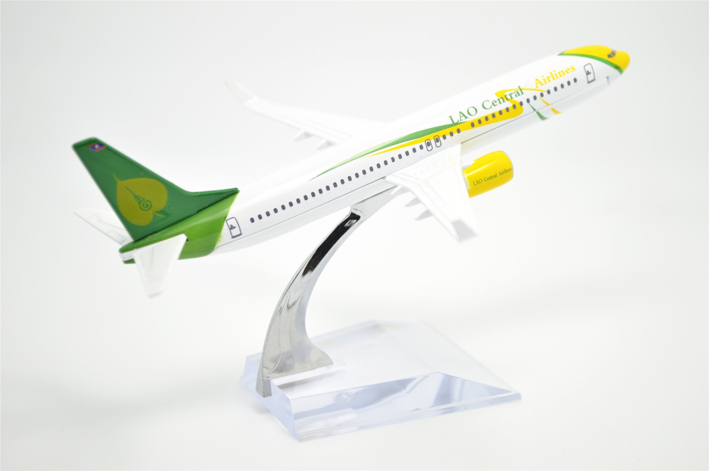 ソ連　飛行機　模型 Amazon | ICM 32001 I-16 タイプ24 航空機 第二次世界大戦